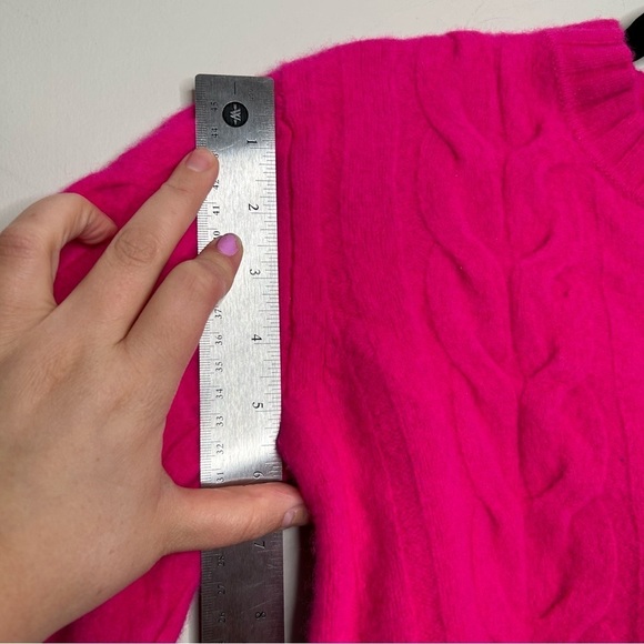 Banana Republic black label hot pink barbiecore 100% merino wool sweater - Picture 9 of 12